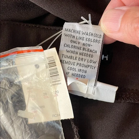 NWT. Avenue 22 Tall Dark Brown Classic Fit Stretch Trousers. - Picture 5 of 9